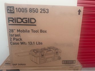 RIDGID Pro Gear System Gen 2.0 Mobile Job 28 in Durable Rolling Tool Box With Telescopic Handle