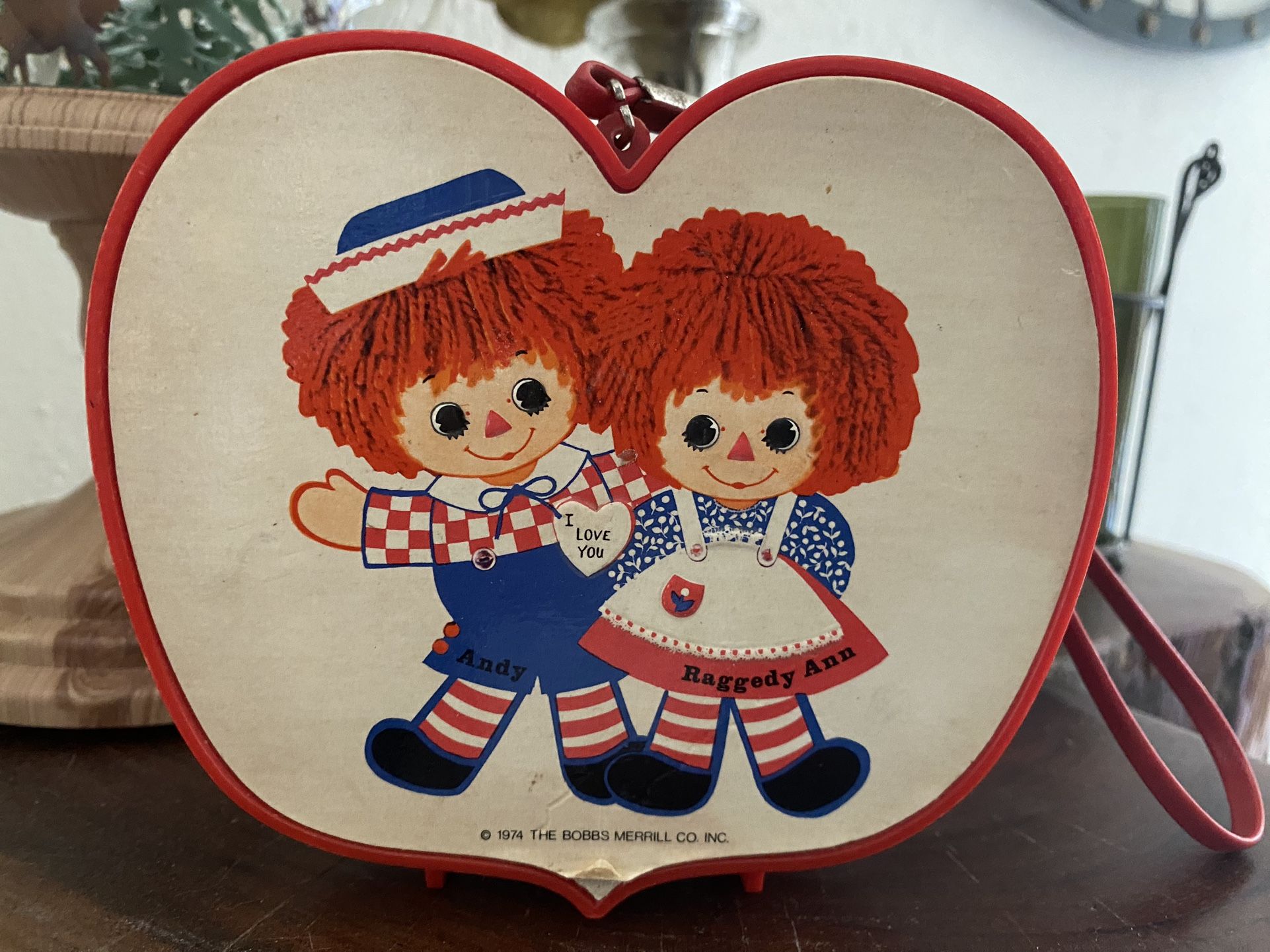 Raggedy Ann & Andy Radio Vintage Nostalgic Collectible Antique
