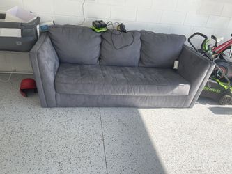 Modern Gray Fabric Couch – Clean, Barely Used