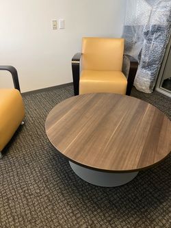Round table