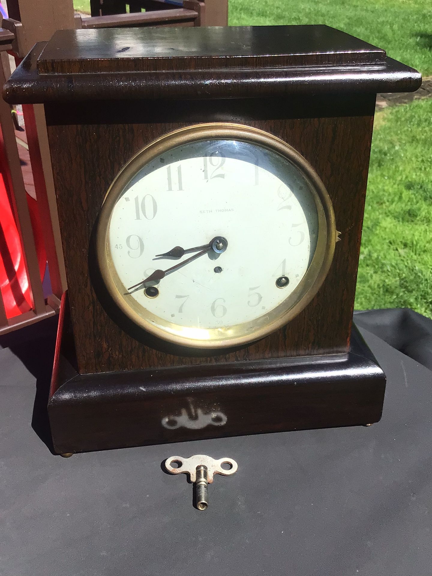 Vintage 1800’s Seth Thomas Wood Mantel Clock 10x9in