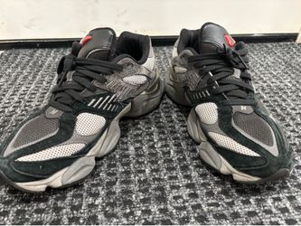 New Balance 9060 black/grey Sz 9.5