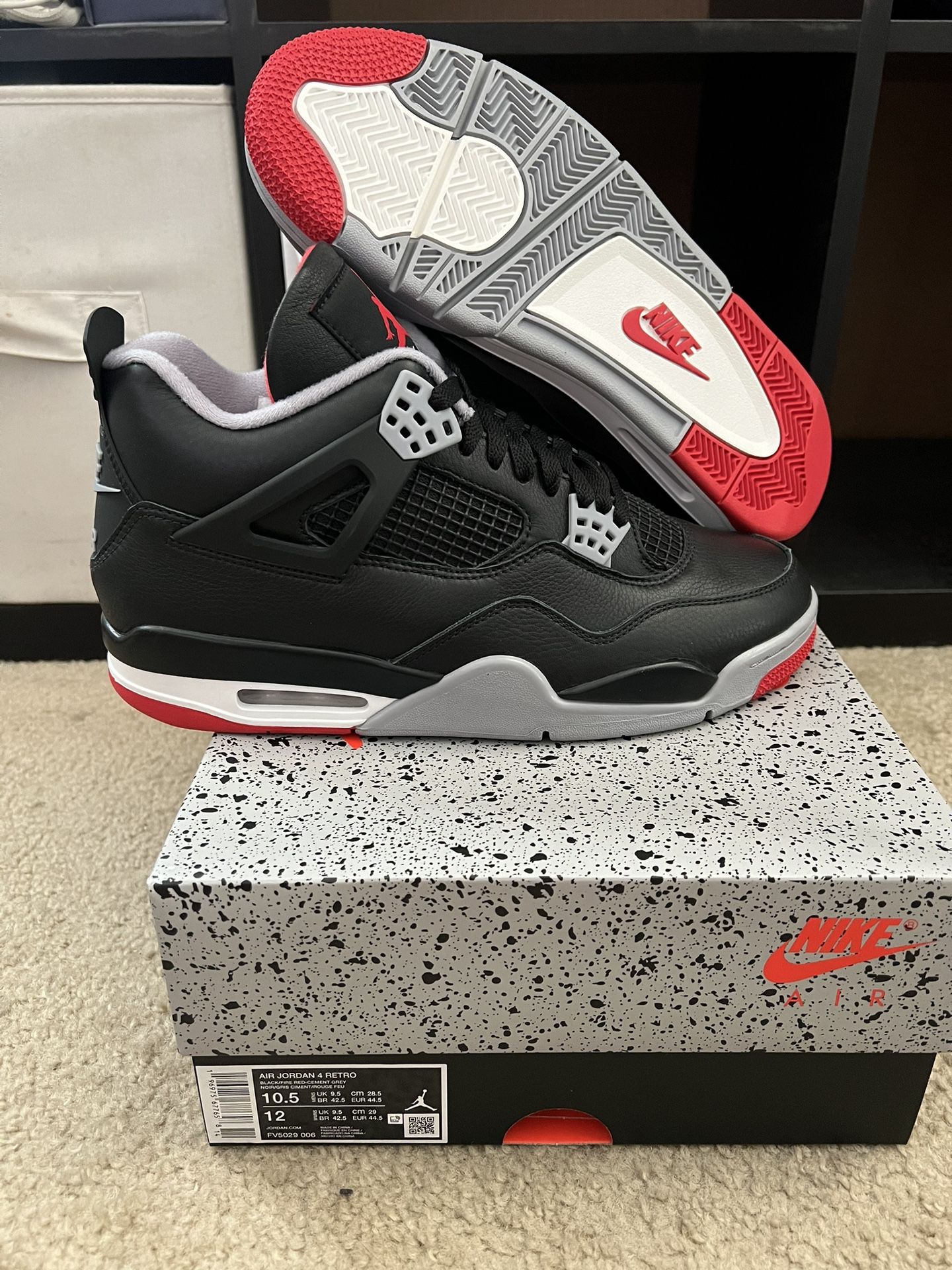 Air Jordan 4 Retro 