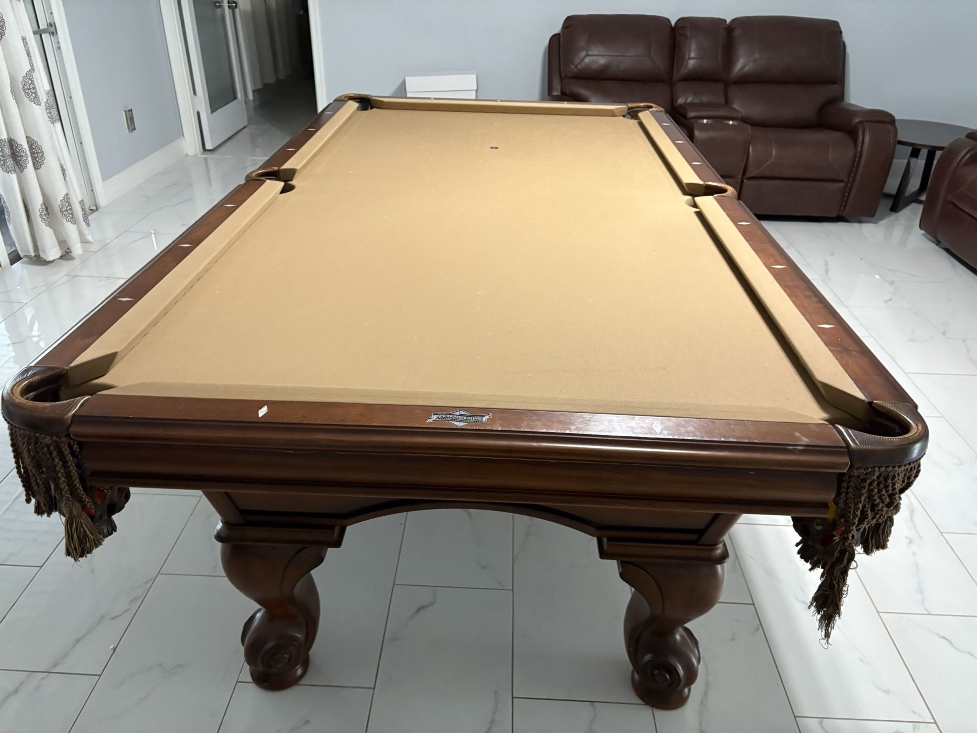 AMERICAN HERITAGE BILLIARDS CAMDEN POOL TABLE