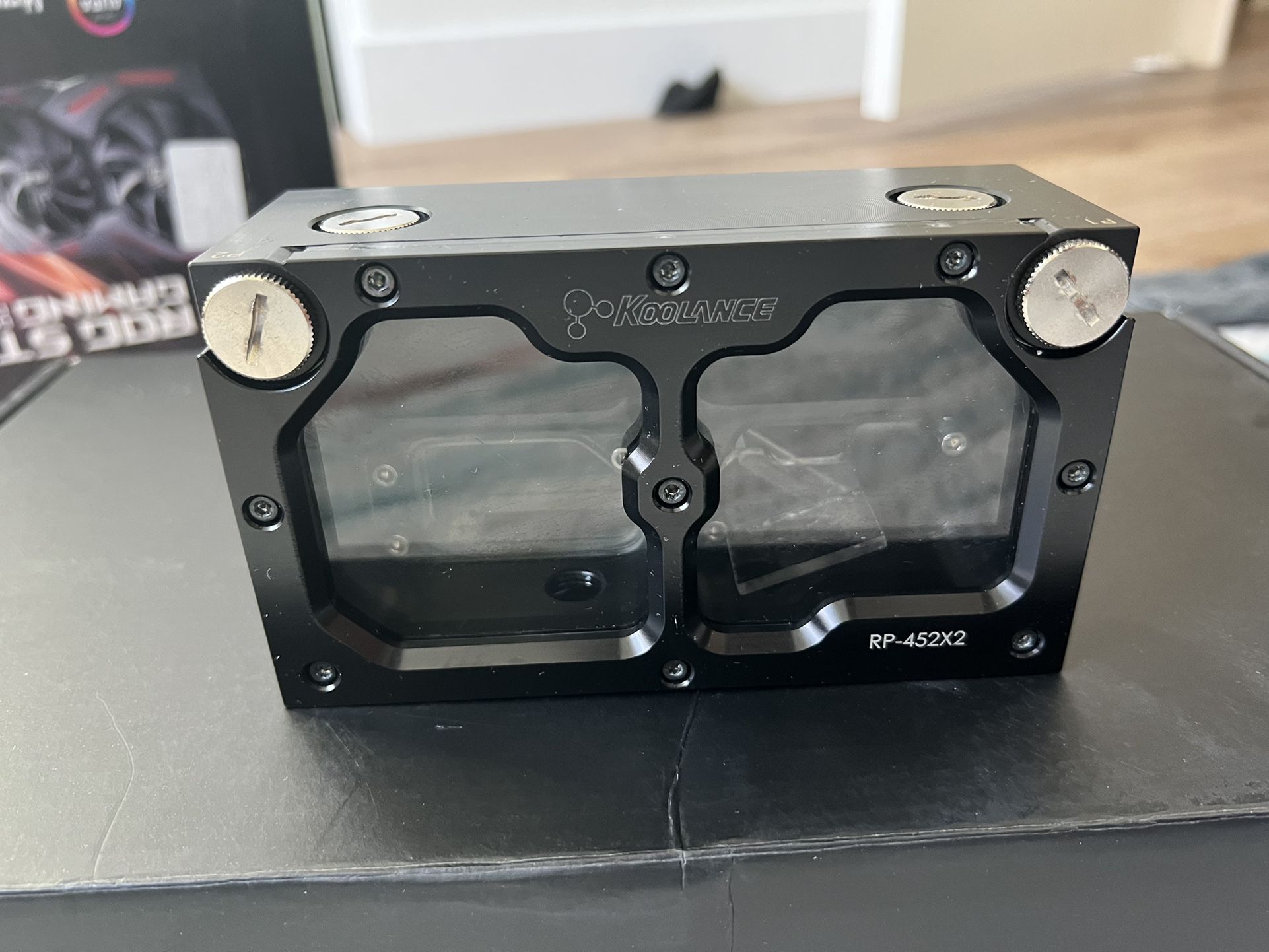 Koolance Water Cooling Reservoir With Alphacool D5 Pump