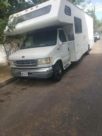 Ford Fun Mover Rv 1998 V10 150k Mi 31' Class C Toy Hauler Built in 10x8 Garage