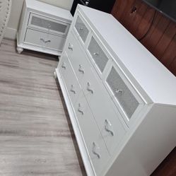 Dressers And Drawers For Sale