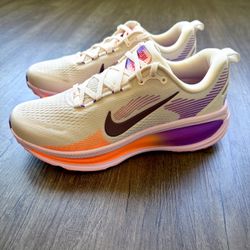 NEW Nike Vomero 18 Women 9.5 Men 8 HM6804-113