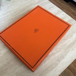Hermès Orange Shoebox