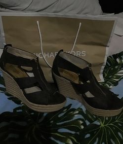 Michael Kors wedge shoes size 8