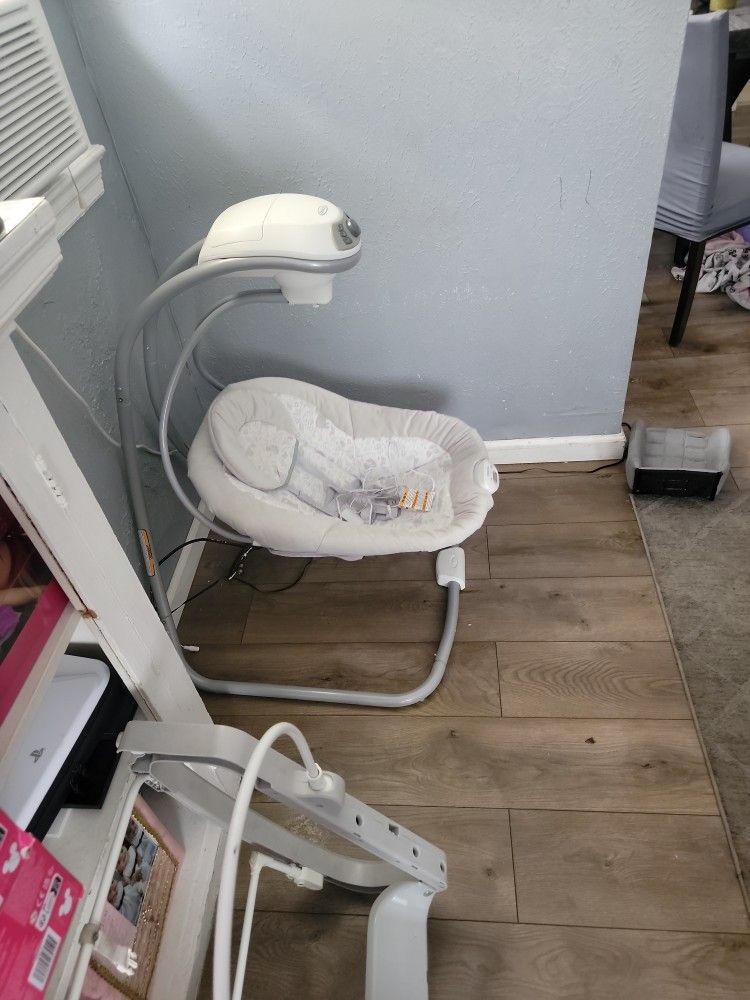 Graco Baby Swing