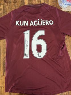 Sergio Agüero signed Manchester city jersey W/COA