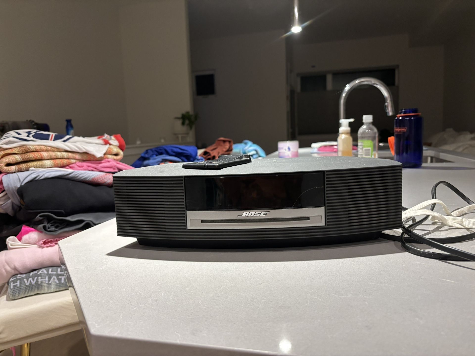 Bose CD player / Alarm Clock / AM/FM 