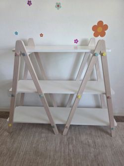 Children's wood bookshelf shelf/display shelf