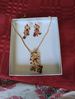 Necklace set