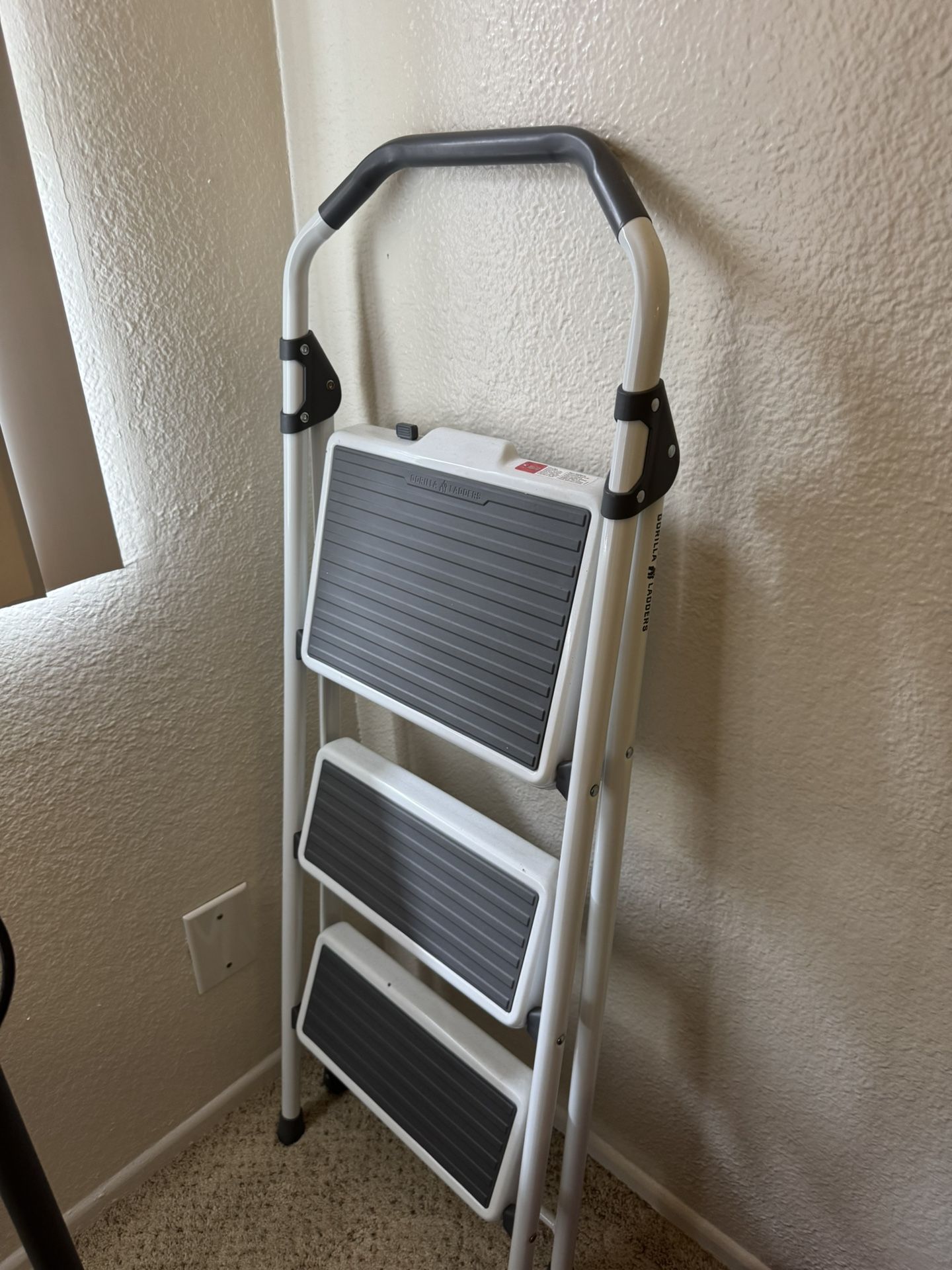Ladder Like New