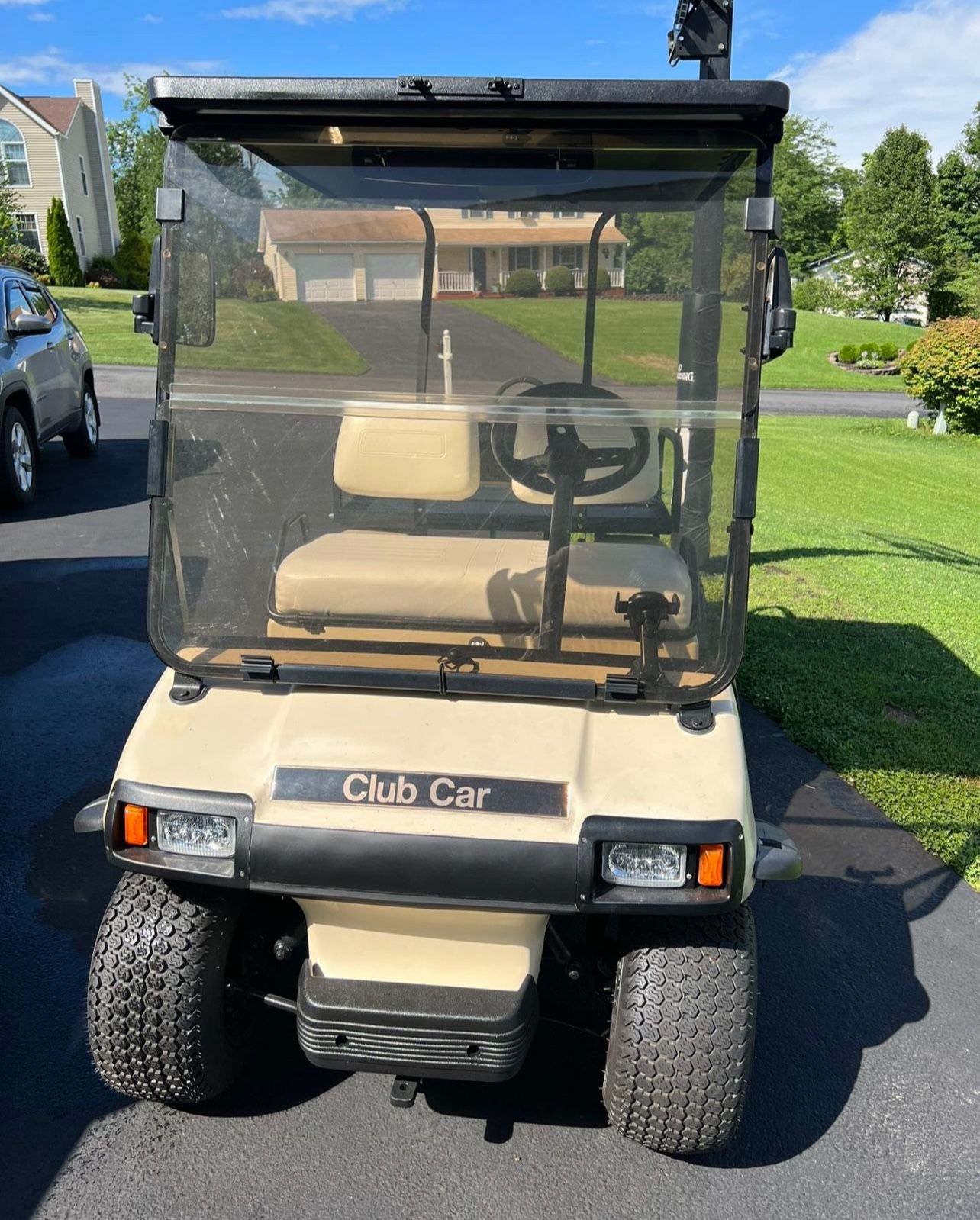 Golf cart