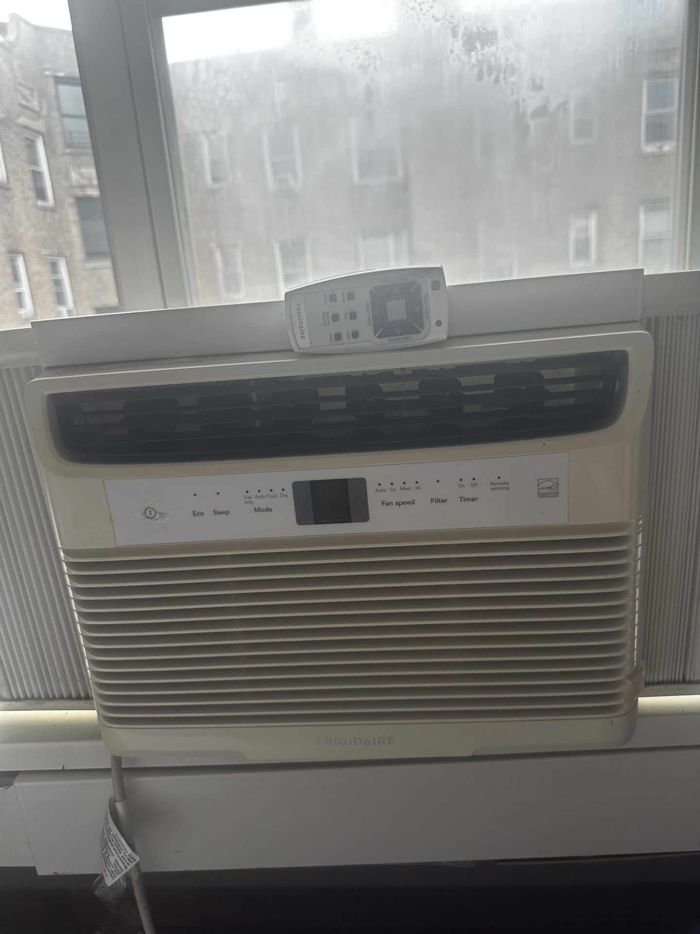Window AC 1yr Old With Control