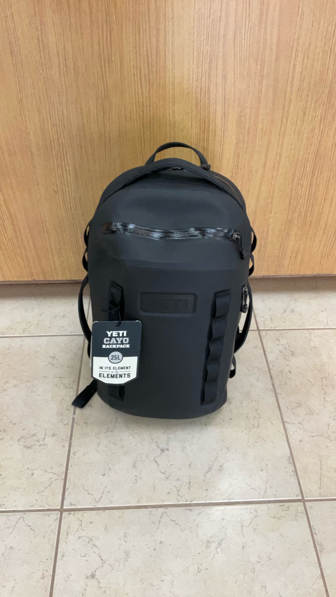 YETI CAYO BACKPACK 25L BLACK.