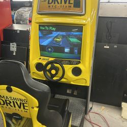 Sit Down Race Car Game “Smashing Drive”