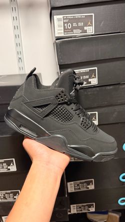 Jordan 4 blackcats