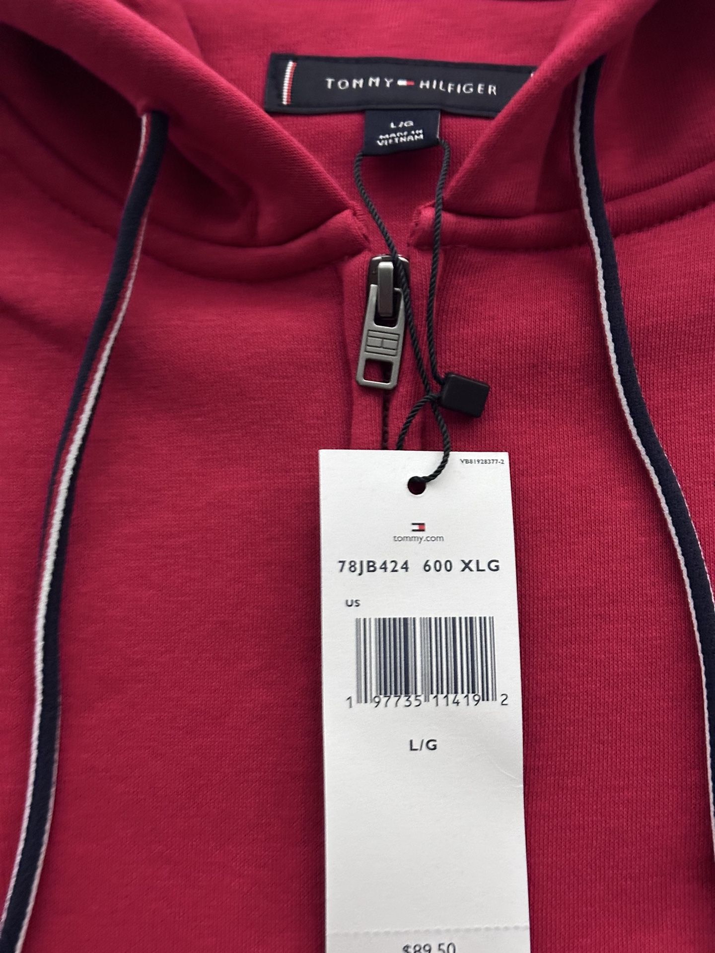 TOMMY HILFIGER FLAG LOGO ZIP HOODIE RED MENS LARGE 78JB424 TOMMY HILFIGER FLAG LOGO ZIP HOODIE RED MENS LARGE 78JB424
