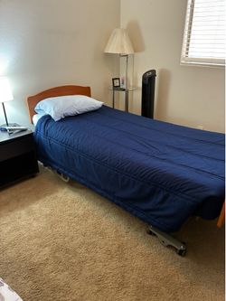 Barely Used Hospital Bed – Excellent Condition