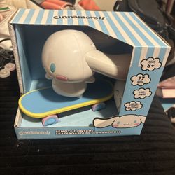 Remote Control Skateboarding Cinnamoroll Hello Kitty Friend Brand New