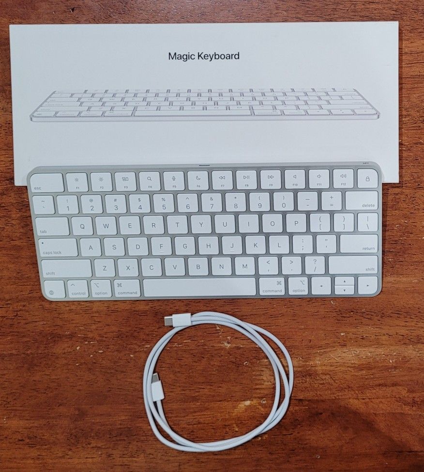 Apple Magic Keyboard 