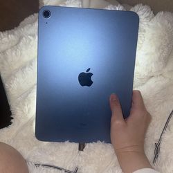 iPad 10th Generation 64GB