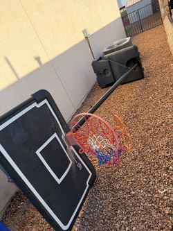 Basketball hoop