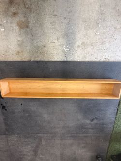 Floating shelf