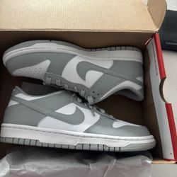 Nike Low Dunks Size 6 Boys