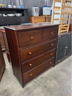 5-Drawer Dresser, Chest of Drawers