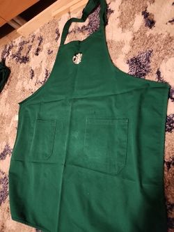 Starbucks  Barista Green Apron Used 2 front pockets