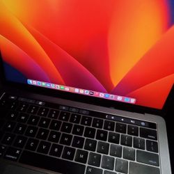 2020 Apple MacBook Pro Laptop 💻 16gb 512gb Ssd
