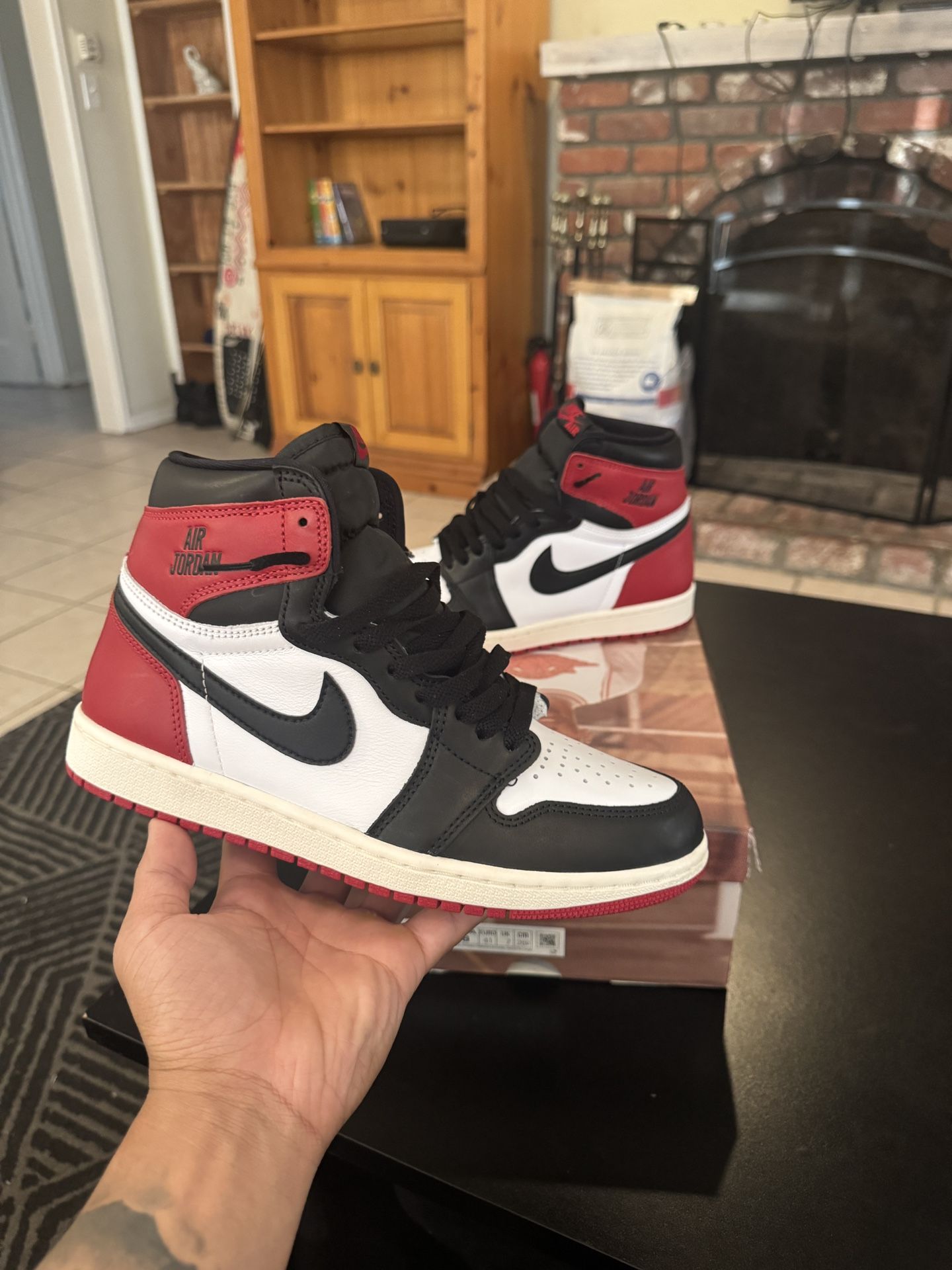 Men Air Jordan 1 Retro High OG Black Toe Reimagined Size 8