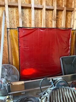 Welding screens