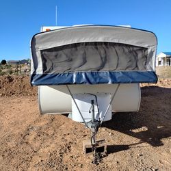 2000 Cub Hybrid Trailer 16 Ft