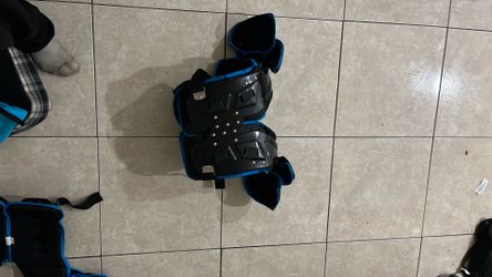 Shoulder Pads