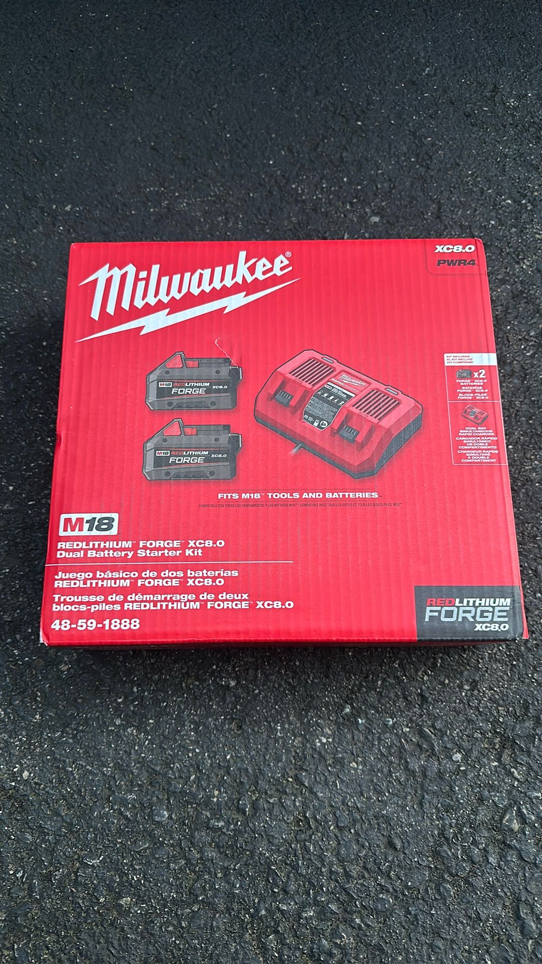 Milwaukee Forge 8ah Duel Battery Kit