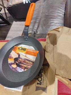 Lodge Carbon Steel Skillet. New