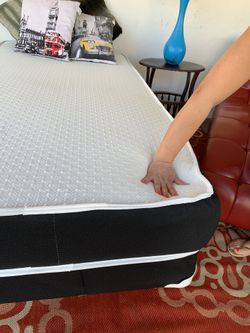 NEW QUEEN MEMORY FOAM MATTRESS ANS BOX SPRING ALL NEW
