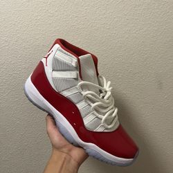 Jordan 11 Cherry 