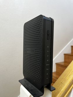 NETGEAR N600 (8x4) WiFi DOCSIS 3.0 Cable Modem Router