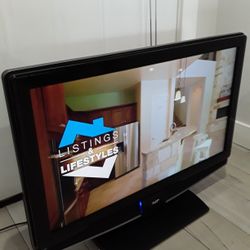 JVC 32" TV No Remote Control 