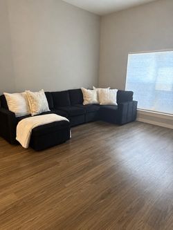 Black Modular Sectional Sleeper Sofa + Storage Ottoman — Like New