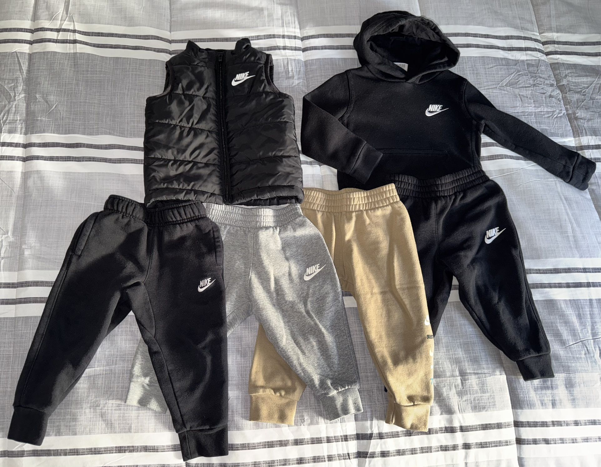 Toddler Nike clothes