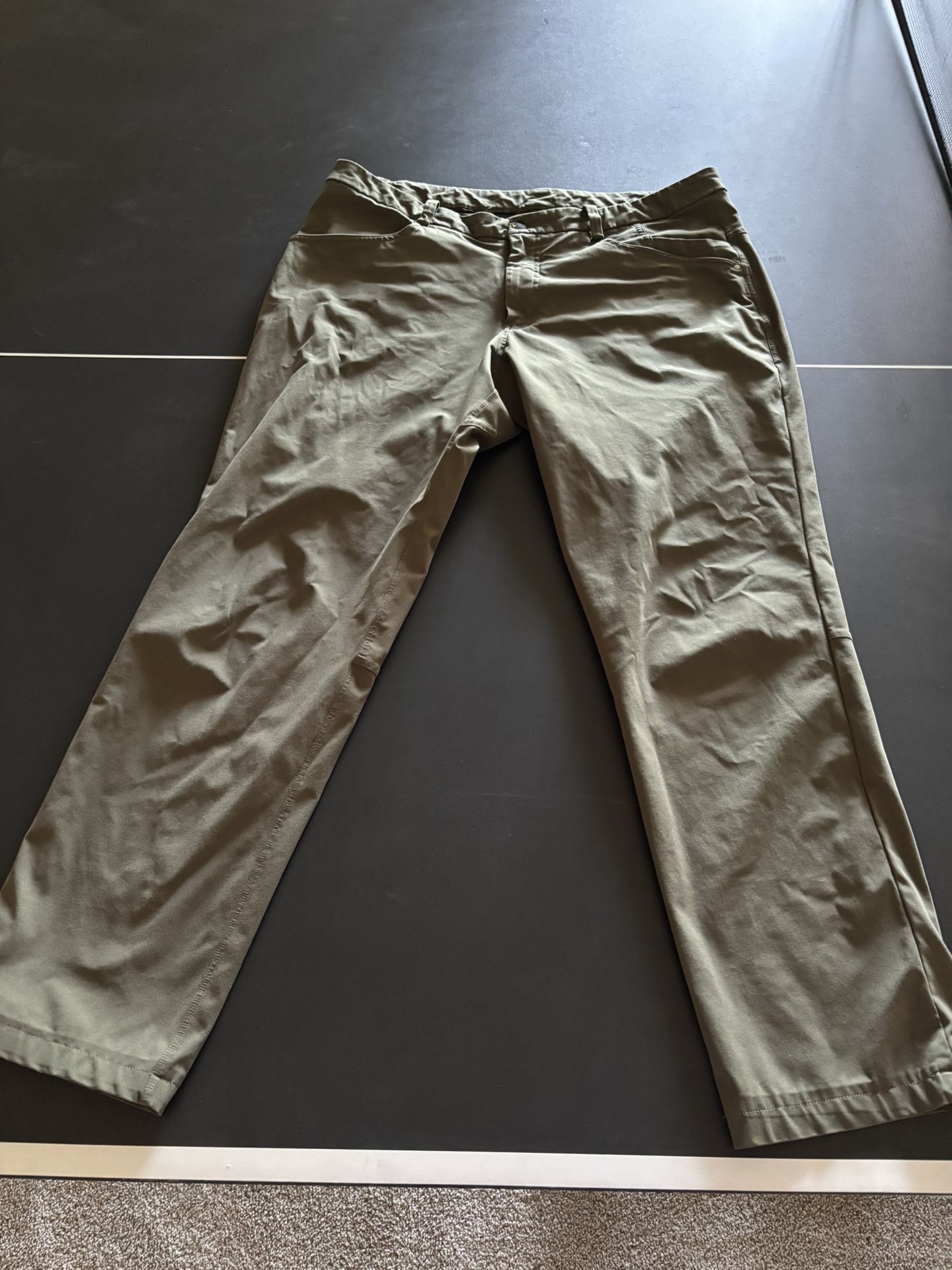 Men’s Lululemon Pants