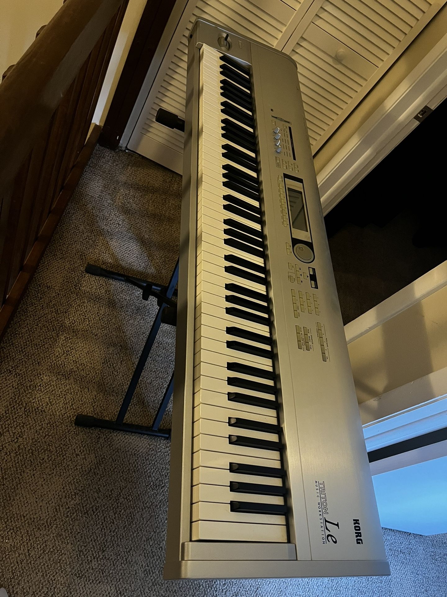 Korg Triton LE Keyboard Workstation 